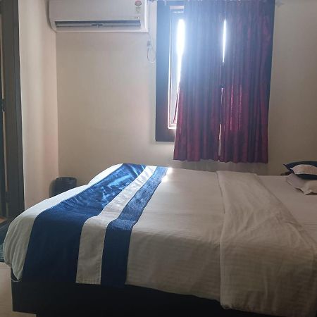 Hotel Presidency Inn Kalkutta Kültér fotó