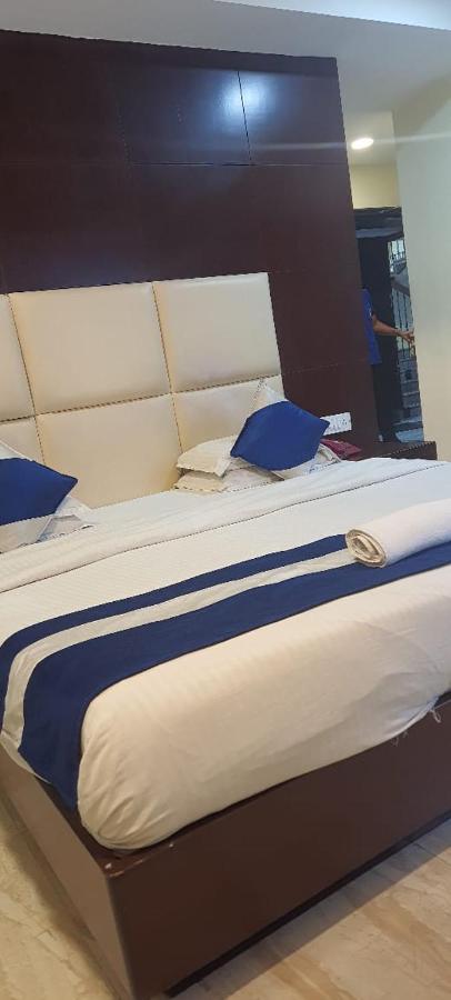 Hotel Presidency Inn Kalkutta Kültér fotó